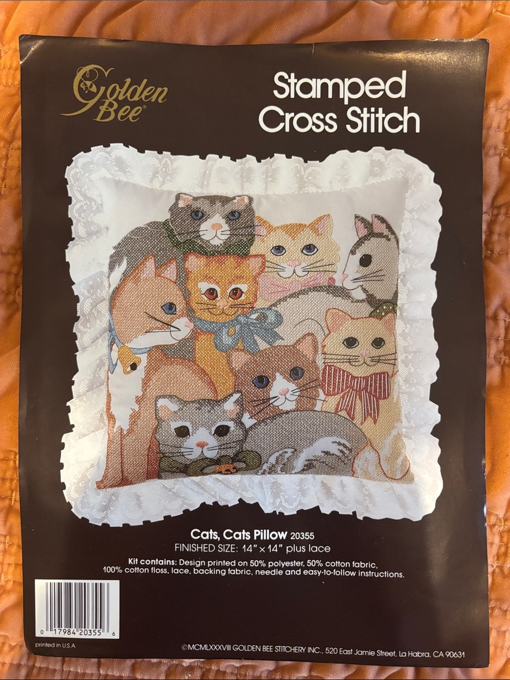 Golden Bee Cats Pillow Stamped Cross Stitch Kit - Multicolor Cats Design 14x14